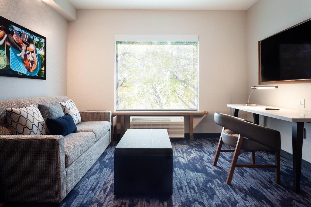 Fairfield Inn & Suites By Marriott Wellington-West Palm Beach Bagian luar foto